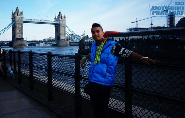 DJ Wang Trần mang chuông đi đánh trời Tây